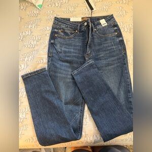 Judy Blue High-Rise Dark Wash Jeans